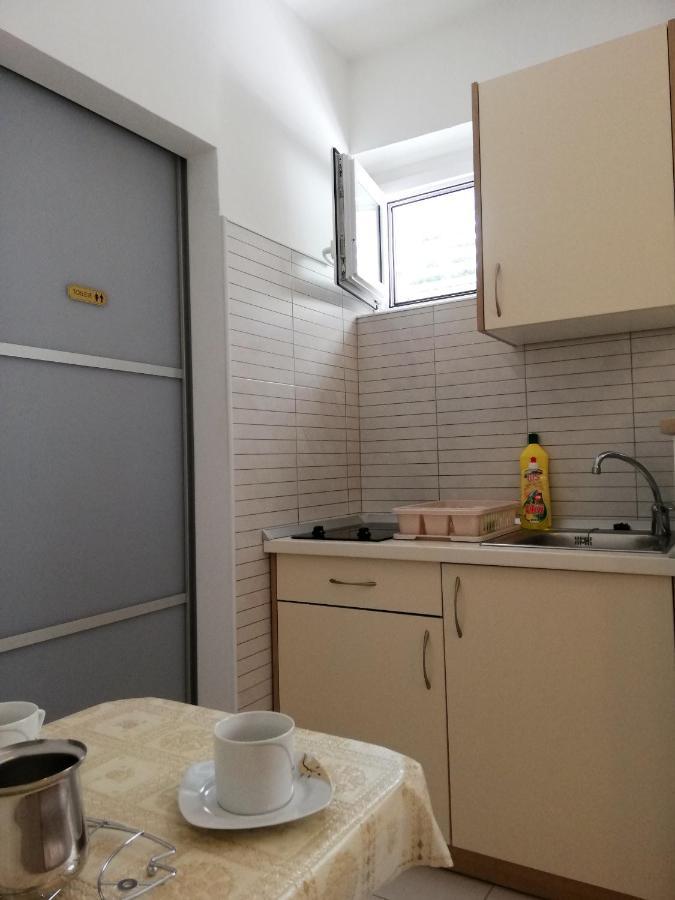 Apartments Aniko Saric Tučepi المظهر الخارجي الصورة